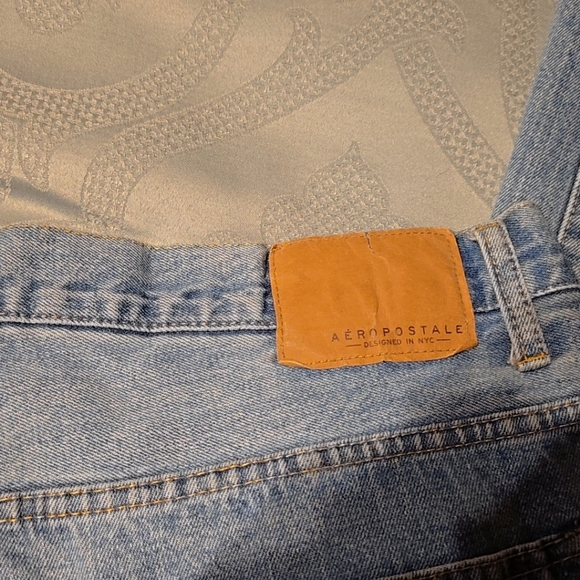 Moved To Booth - Picture 2 of 7